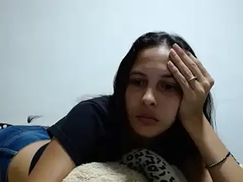 Snapshot of angel_delcielo chatting on February 6, 9:49 pm angel delcielo online show from February 6, 9:49 pm