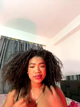 Snapshot of kem_hott chatting on December 18, 8:19 am kem hott online show from December 18, 8:19 am