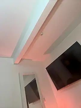 kem hott online show from October 5, 3:30 am