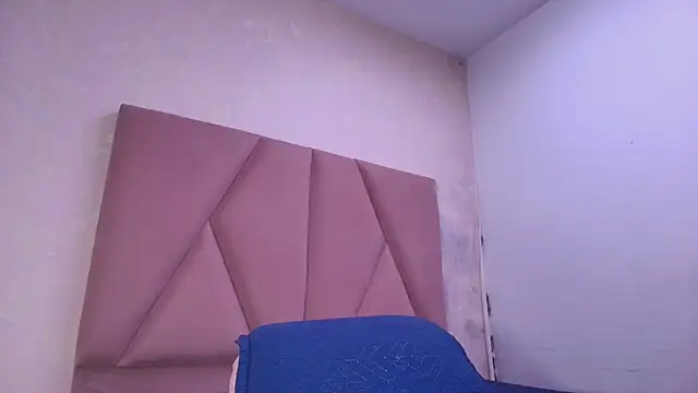 lay navas online show from October 29, 7:13 pm