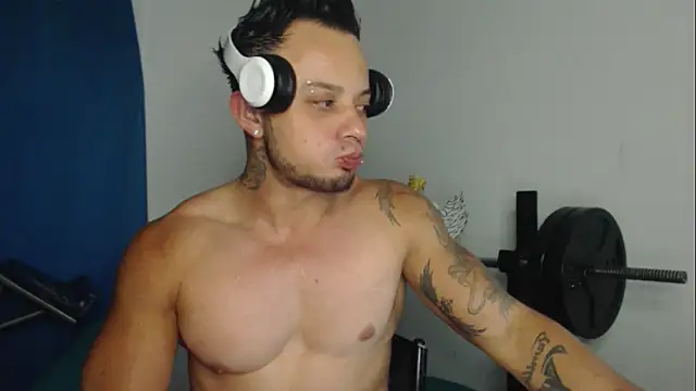 JacobJamess online show from November 21, 1:15 am