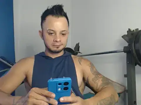 Snapshot of JacobJamess chatting on December 28, 12:03 pm JacobJamess online show from December 28, 12:03 pm