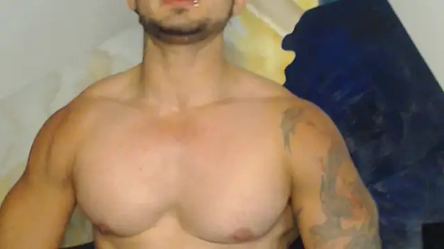 Snapshot of JacobJamess chatting on November 8, 3:10 am JacobJamess online show from November 8, 3:10 am