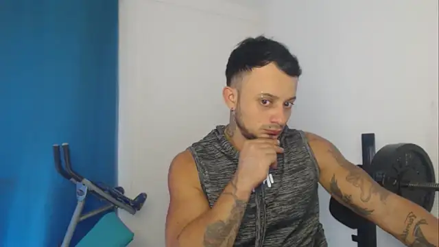 Snapshot of JacobJamess chatting on October 15, 5:10 pm JacobJamess online show from October 15, 5:10 pm