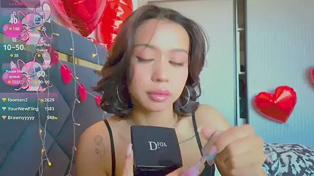 Snapshot of Mia_Tin chatting on February 23, 9:22 am Mia Tin online show from February 23, 9:22 am