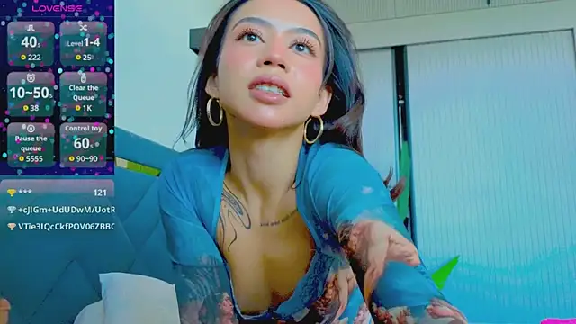 Snapshot of Mia_Tin chatting on September 14, 11:32 am Mia Tin online show from September 14, 11:32 am
