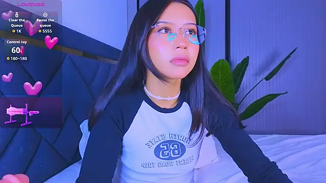Mia Tin online show from May 13, 8:38 pm