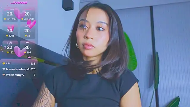 Snapshot of Mia_Tin chatting on September 18, 2:53 pm Mia Tin online show from September 18, 2:53 pm