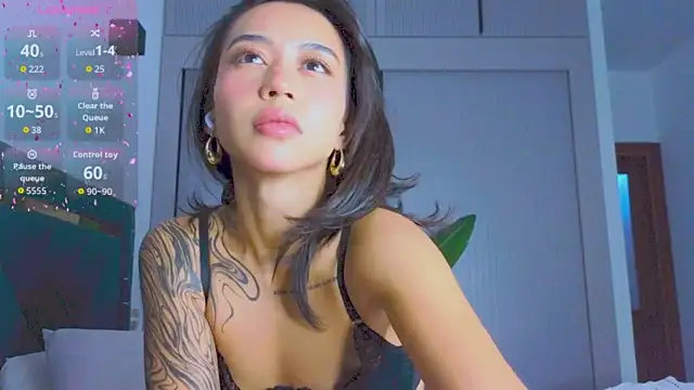 Snapshot of Mia_Tin chatting on September 9, 12:58 pm Mia Tin online show from September 9, 12:58 pm