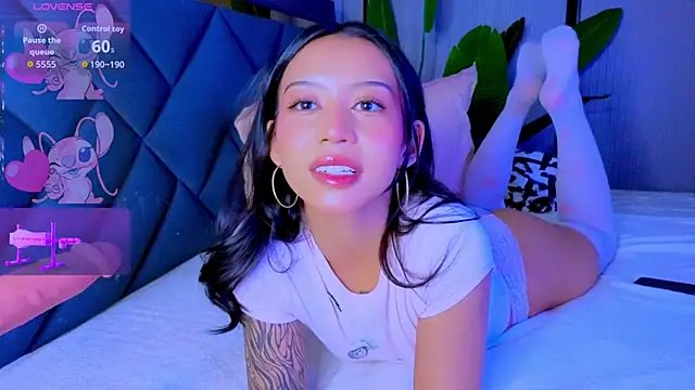 Mia Tin online show from April 10, 10:17 pm