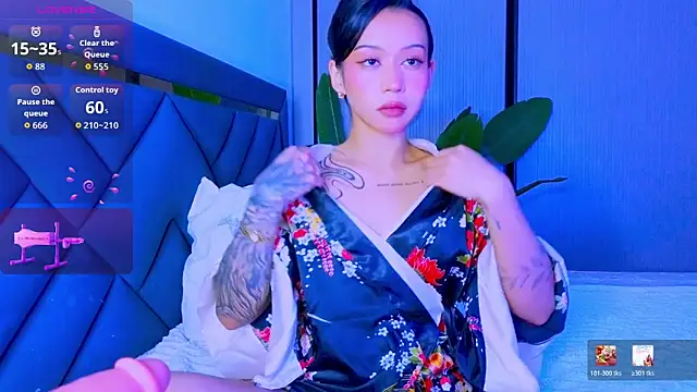 Mia Tin online show from April 25, 5:43 pm