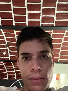 Snapshot of brianor89 chatting on October 9, 4:18 pm brianor89 online show from October 9, 4:18 pm