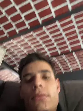 Snapshot of brianor89 chatting on October 18, 5:37 pm brianor89 online show from October 18, 5:37 pm