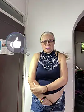 Snapshot of Sexytaty2022 chatting on June 16, 12:27 pm Sexytaty2022 online show from June 16, 12:27 pm