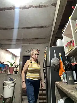 Sexytaty2022 online show from May 12, 12:22 pm