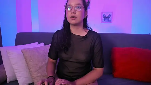 BUUNNY BELLA online show from May 17, 8:20 pm