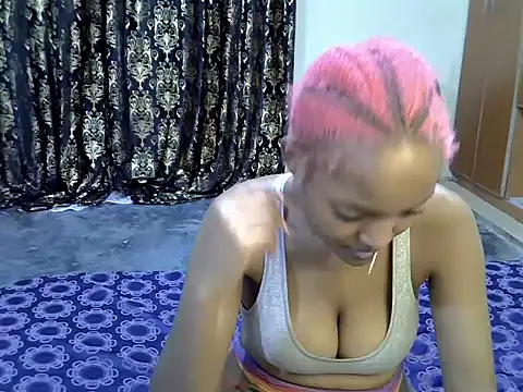 Snapshot of Shearivera_ chatting on December 2, 10:55 pm Shearivera online show from December 2, 10:55 pm