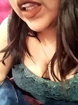 Snapshot of Alisha__Arora chatting on January 15, 6:29 pm Alisha Arora online show from January 15, 6:29 pm