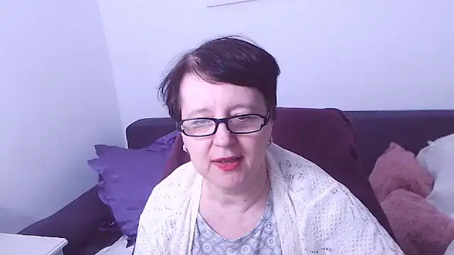 ChristaRose online show from November 10, 2:38 am