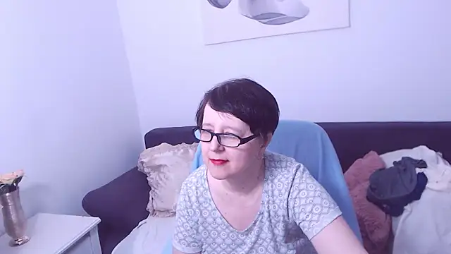 ChristaRose online show from March 8, 2:04 am