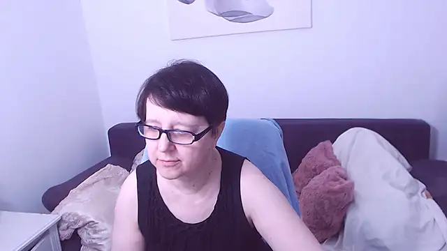 ChristaRose online show from April 19, 11:33 am