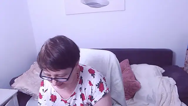 ChristaRose online show from May 3, 7:46 am