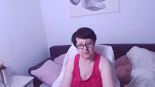 ChristaRose online show from June 24, 7:01 pm