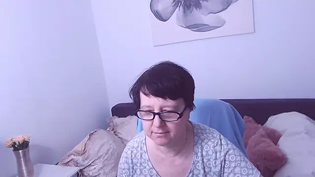 ChristaRose online show from November 15, 5:39 pm