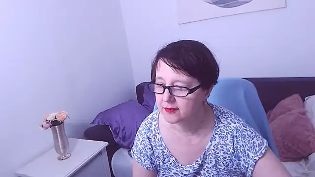 Snapshot of ChristaRose chatting on March 22, 11:42 pm ChristaRose online show from March 22, 11:42 pm