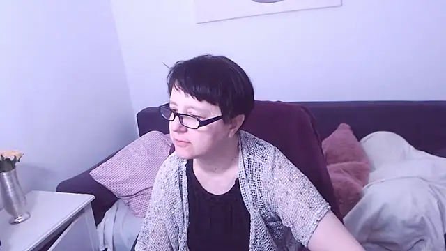 ChristaRose online show from March 29, 11:50 pm