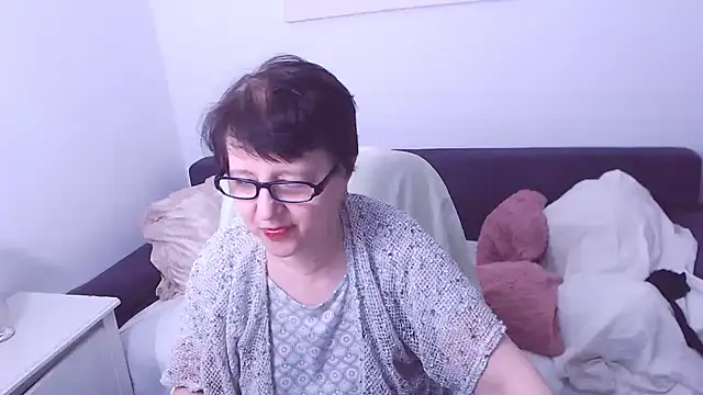 ChristaRose online show from November 22, 4:22 am