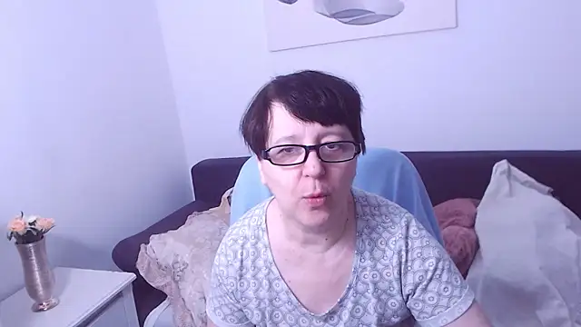 ChristaRose online show from February 28, 4:06 pm