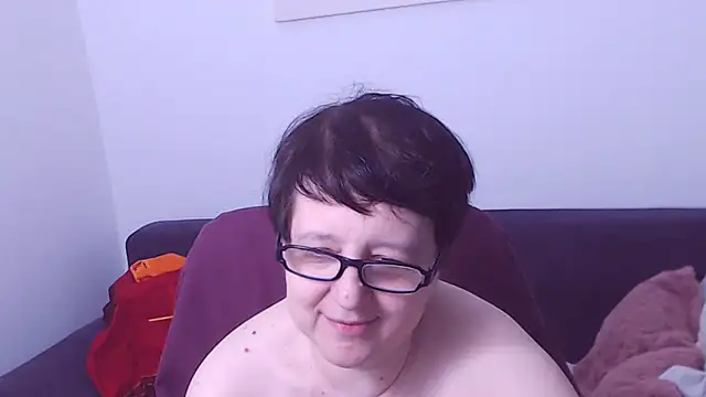 ChristaRose online show from April 15, 7:58 pm