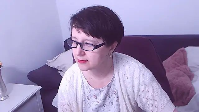 Snapshot of ChristaRose chatting on February 24, 3:33 am ChristaRose online show from February 24, 3:33 am