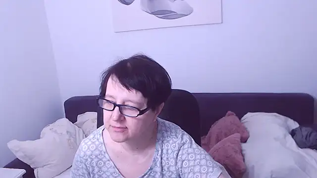 ChristaRose online show from March 27, 8:10 pm