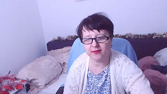 ChristaRose online show from December 15, 2:17 am