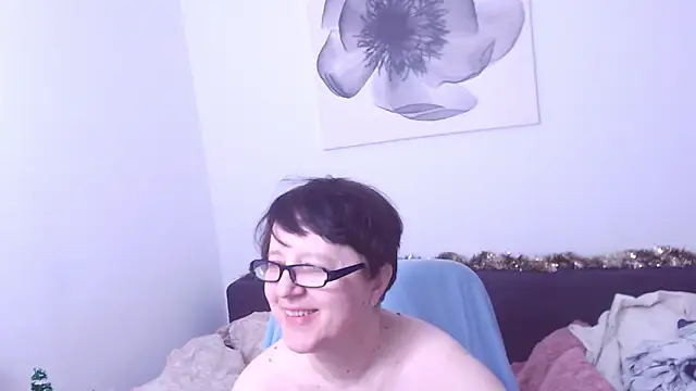 ChristaRose online show from December 21, 1:46 pm