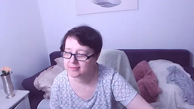 ChristaRose online show from April 24, 1:51 am