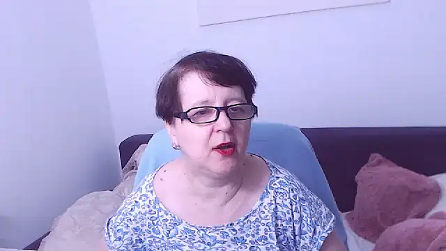 ChristaRose online show from January 12, 1:34 am