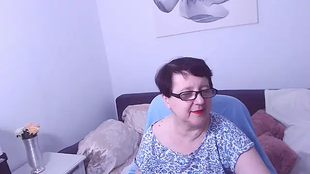 Snapshot of ChristaRose chatting on October 18, 11:18 pm ChristaRose online show from October 18, 11:18 pm