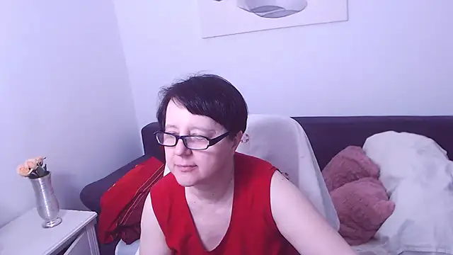 ChristaRose online show from June 14, 4:30 pm