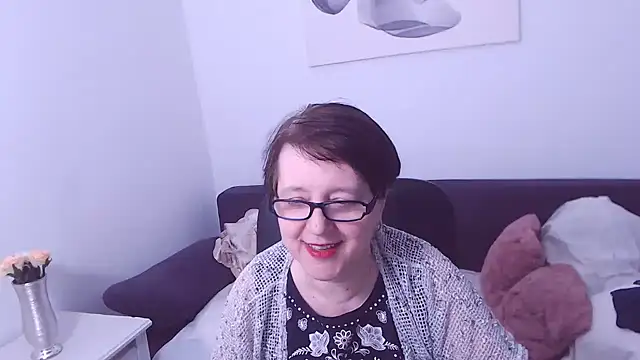 Snapshot of ChristaRose chatting on March 9, 4:27 am ChristaRose online show from March 9, 4:27 am