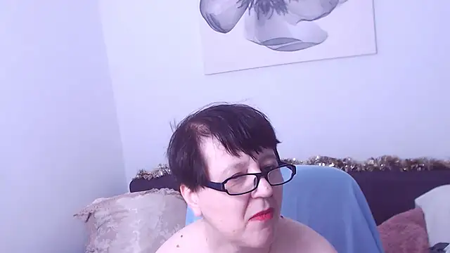 ChristaRose online show from December 13, 8:04 pm