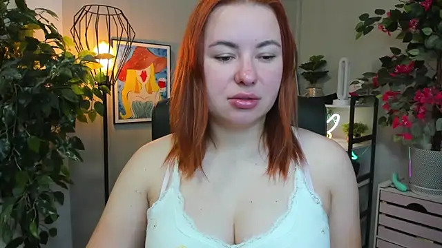 Snapshot of LAYLAxSTAR chatting on October 15, 6:22 am LAYLAxSTAR online show from October 15, 6:22 am