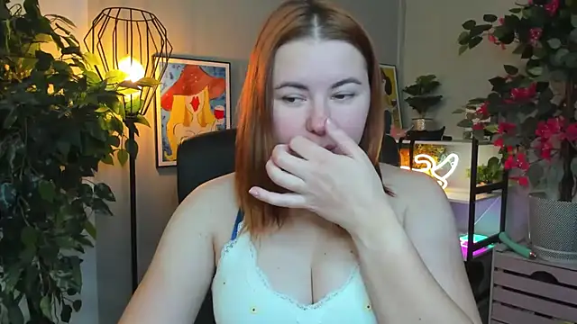 Snapshot of LAYLAxSTAR chatting on November 25, 7:30 am LAYLAxSTAR online show from November 25, 7:30 am