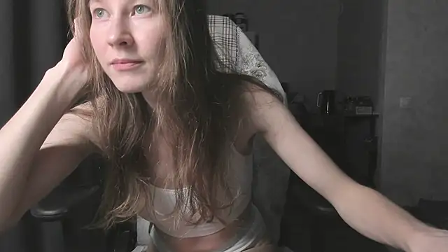 Courtney Luv online show from July 19, 5:21 pm