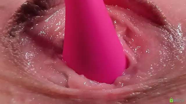 Courtney Luv online show from March 19, 3:12 pm