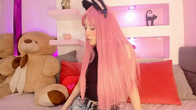  liathompsom09 online show from December 15, 8:36 pm