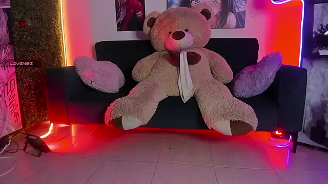 Snapshot of _liathompsom09 chatting on March 3, 11:01 pm liathompsom09 online show from March 3, 11:01 pm