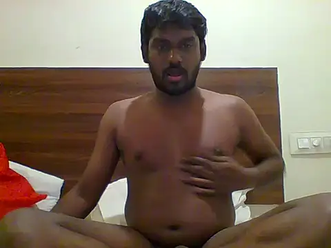 Snapshot of Slavebottombdsm09 chatting on December 19, 3:36 pm Slavebottombdsm09 online show from December 19, 3:36 pm